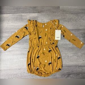 NWT Harry Potter x Kyte Baby Hufflepuff Bubble Romper